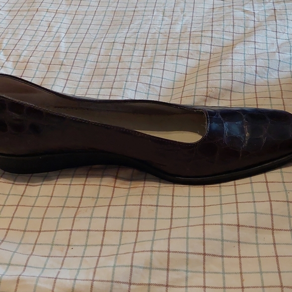 Purse - Picture 3 of 8